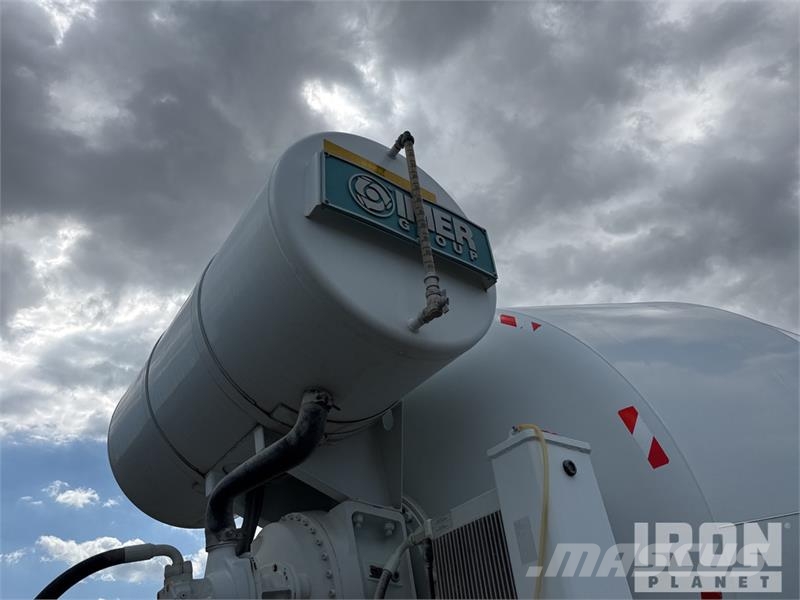 Ford 4142M 8x4 Mixer Truck ミキサー車