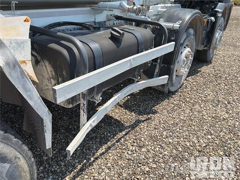 Ford 4142M 8x4 Mixer Truck ミキサー車