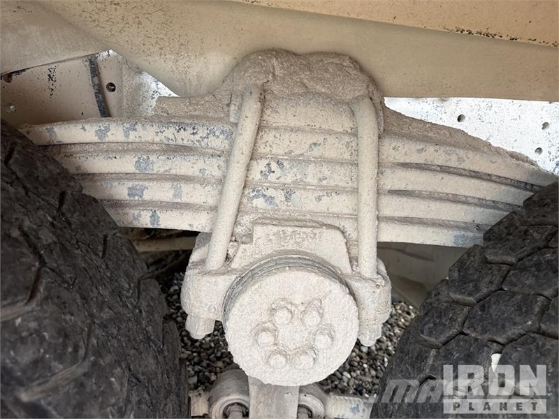 Ford 4142M 8x4 Mixer Truck ミキサー車