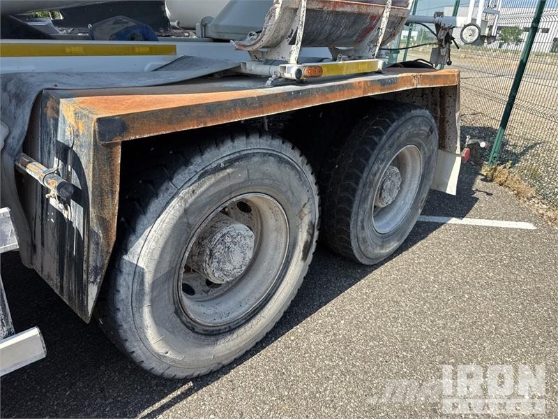 Ford 4142M 8x4 Mixer Truck ミキサー車