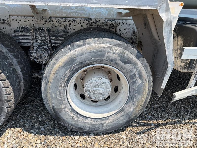 Ford 4142M 8x4 Mixer Truck ミキサー車