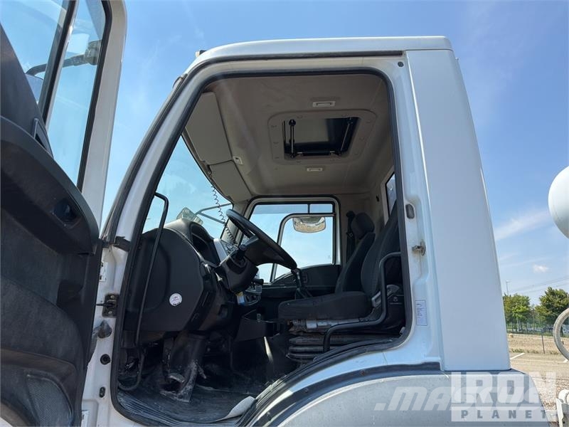 Ford 4142M 8x4 Mixer Truck ミキサー車