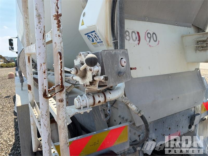 Ford 4142M 8x4 Mixer Truck ミキサー車