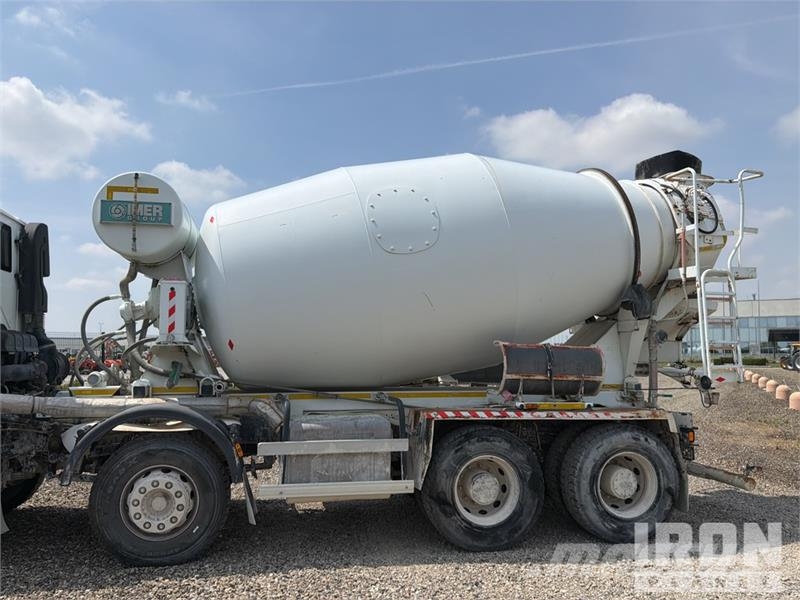 Ford 4142M 8x4 Mixer Truck ミキサー車
