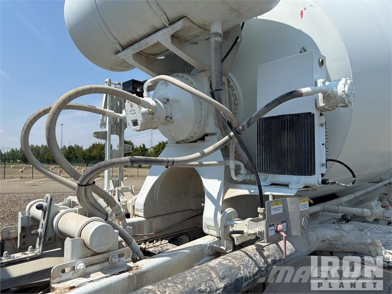 Ford 4142M 8x4 Mixer Truck ミキサー車