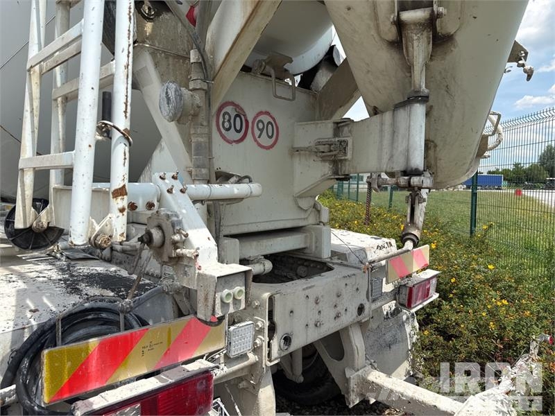 Ford 4142M 8x4 Mixer Truck ミキサー車