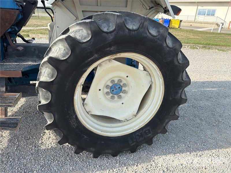 Ford 6640SL 4WD Tractor Traktori