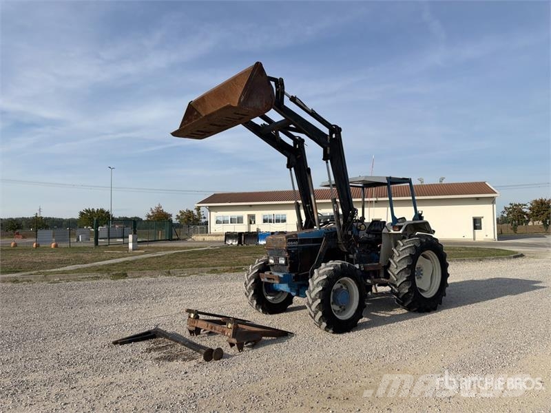 Ford 6640SL 4WD Tractor Traktori