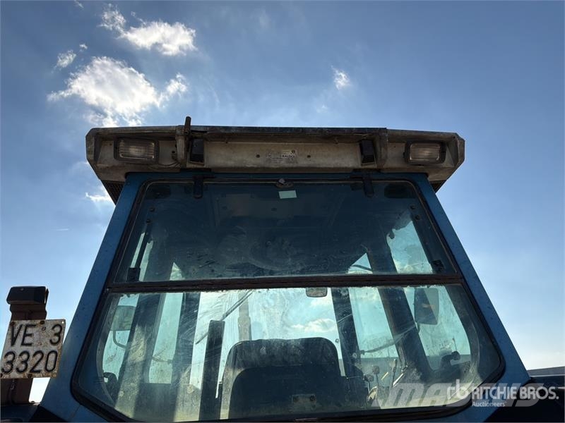 Ford 8830 4WD Tractor Traktorer