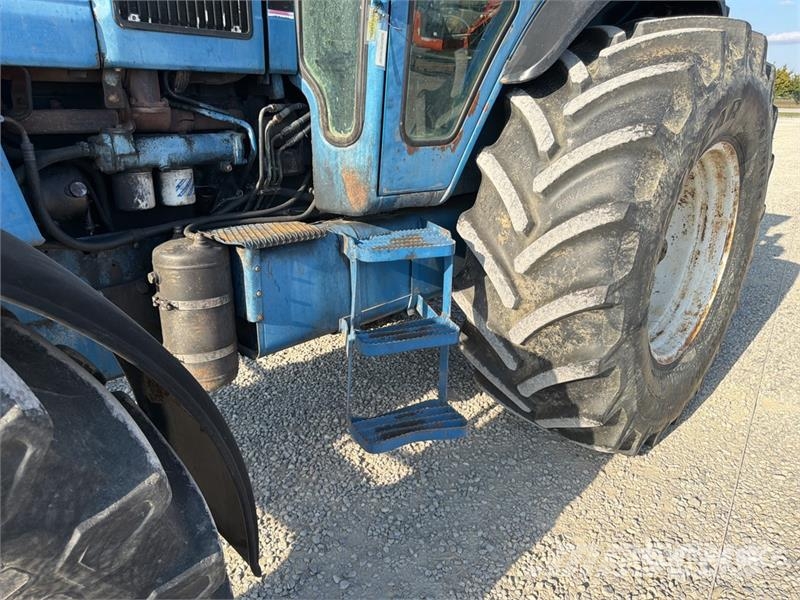 Ford 8830 4WD Tractor Traktorer