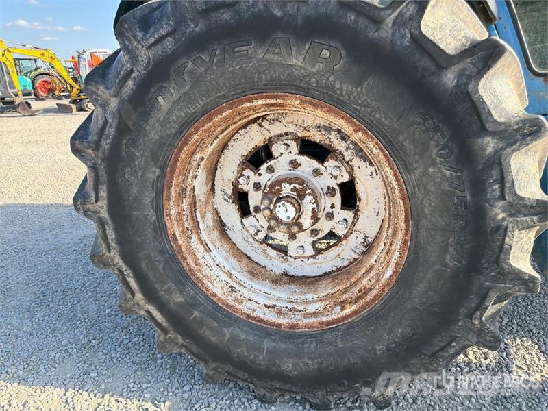 Ford 8830 4WD Tractor Traktorer