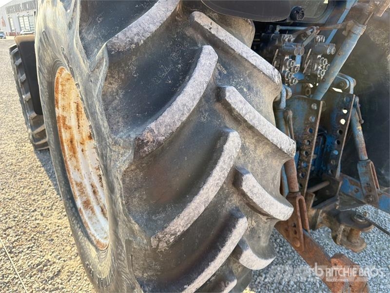 Ford 8830 4WD Tractor Traktorer