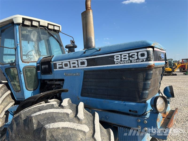 Ford 8830 4WD Tractor Traktorer