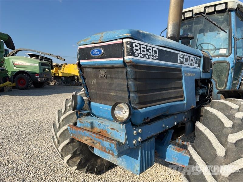Ford 8830 4WD Tractor Traktorer