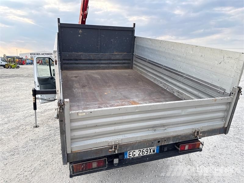 Ford Amco Veba V703 2S on Ford Transit Dump Truck with  Araç üzeri vinçler