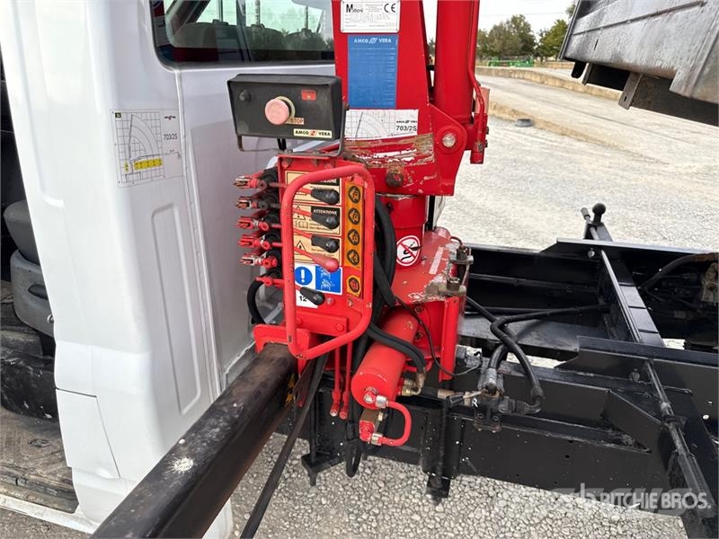 Ford Amco Veba V703 2S on Ford Transit Dump Truck with  Araç üzeri vinçler