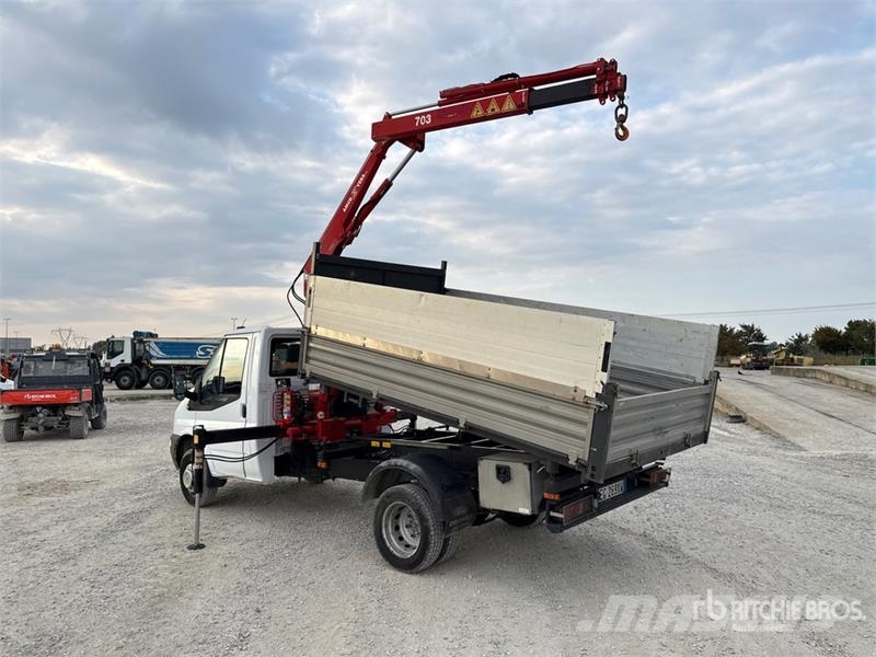 Ford Amco Veba V703 2S on Ford Transit Dump Truck with  Araç üzeri vinçler