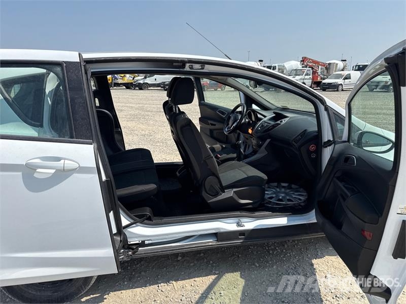 Ford B-Max Automobile Auto's