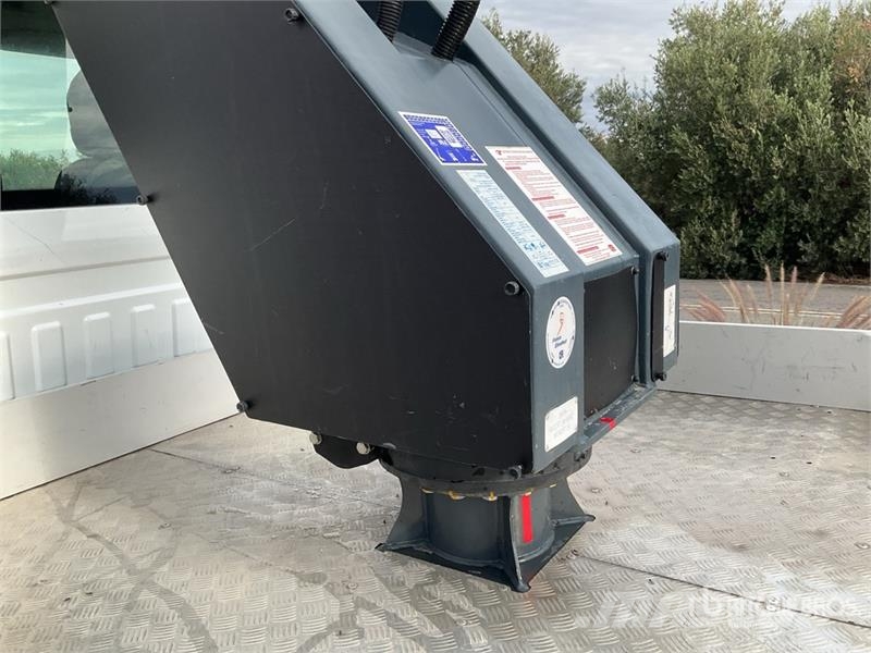 Ford Elevator Topy 11 9.1 m on  Ford Transit 4x2 Bucket Piattaforme autocarrate