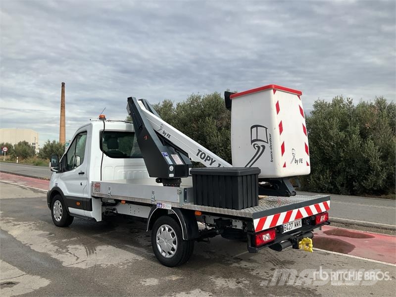Ford Elevator Topy 11 9.1 m on  Ford Transit 4x2 Bucket Piattaforme autocarrate