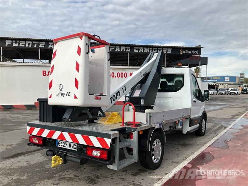 Ford Elevator Topy 11 9.1 m on  Ford Transit 4x2 Bucket Piattaforme autocarrate