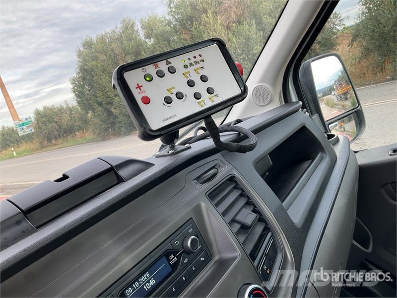Ford Elevator Topy 11 9.1 m on  Ford Transit 4x2 Bucket Piattaforme autocarrate