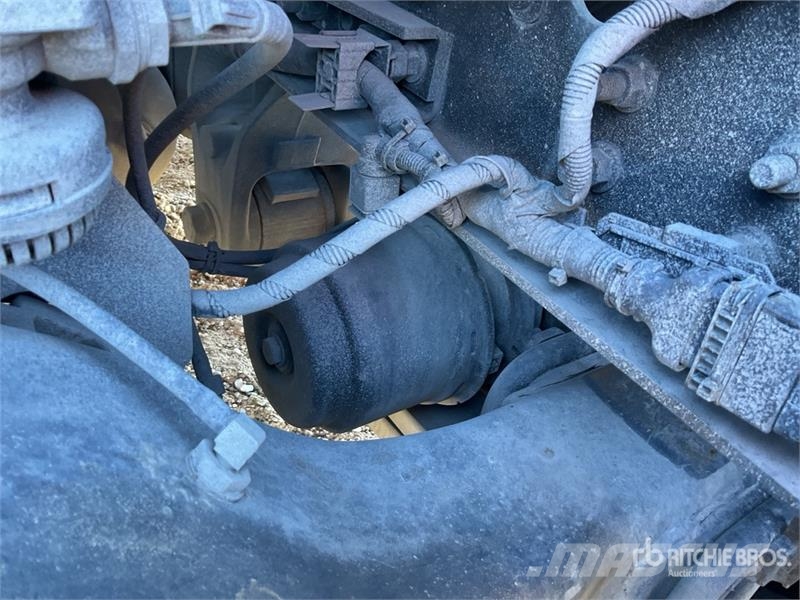 Ford F-MAX 500 4x2 S/A Sleeper Truck Tractor Naudoti vilkikai