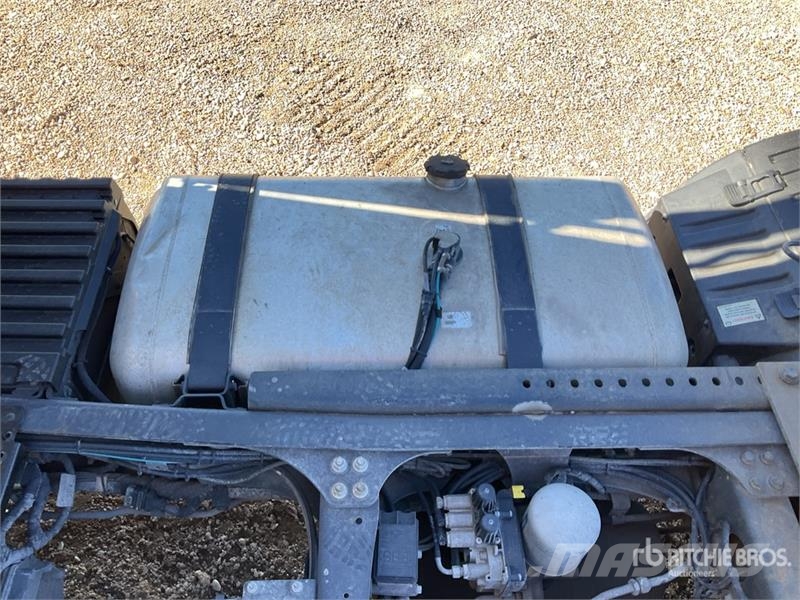 Ford F-MAX 500 4x2 S/A Sleeper Truck Tractor Naudoti vilkikai
