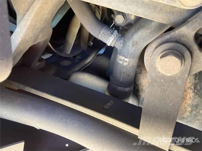 Ford F-MAX 500 4x2 S/A Sleeper Truck Tractor Sadulveokid