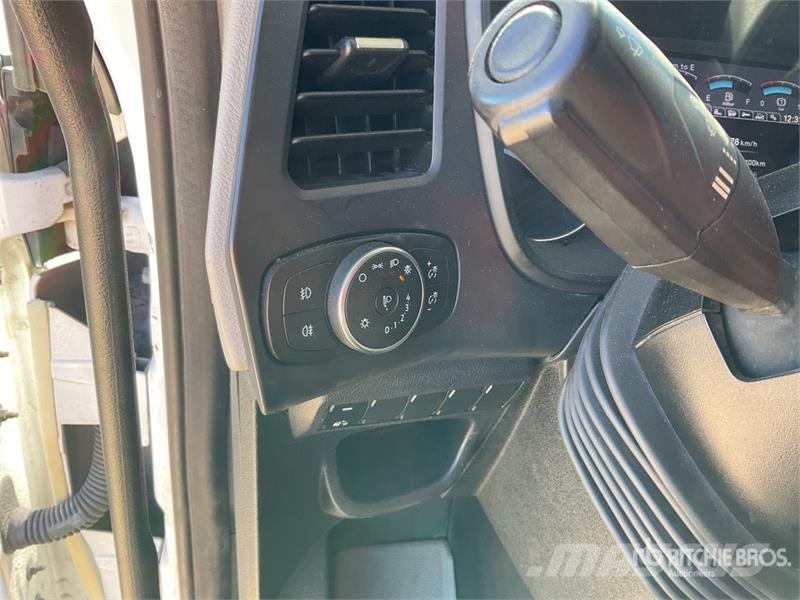 Ford F-MAX 500 4x2 S/A Sleeper Truck Tractor Naudoti vilkikai