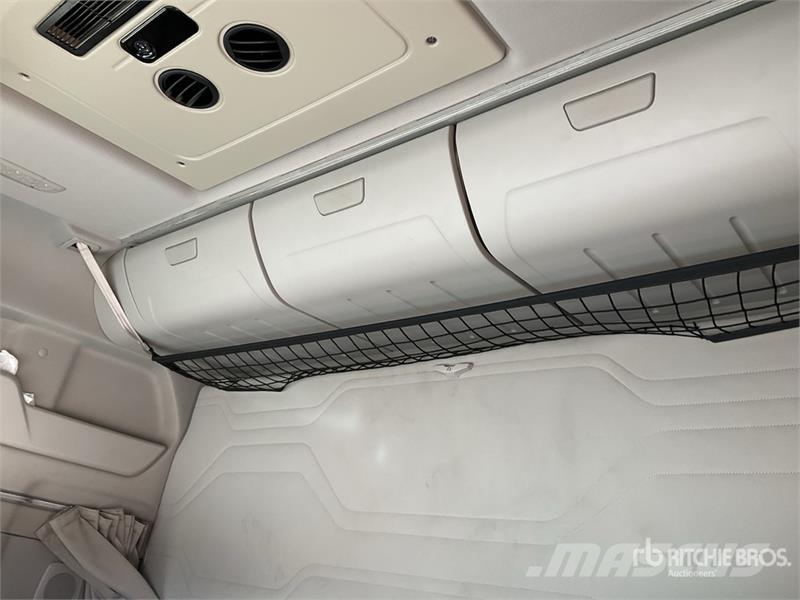 Ford F-MAX 500 4x2 S/A Sleeper Truck Tractor Naudoti vilkikai