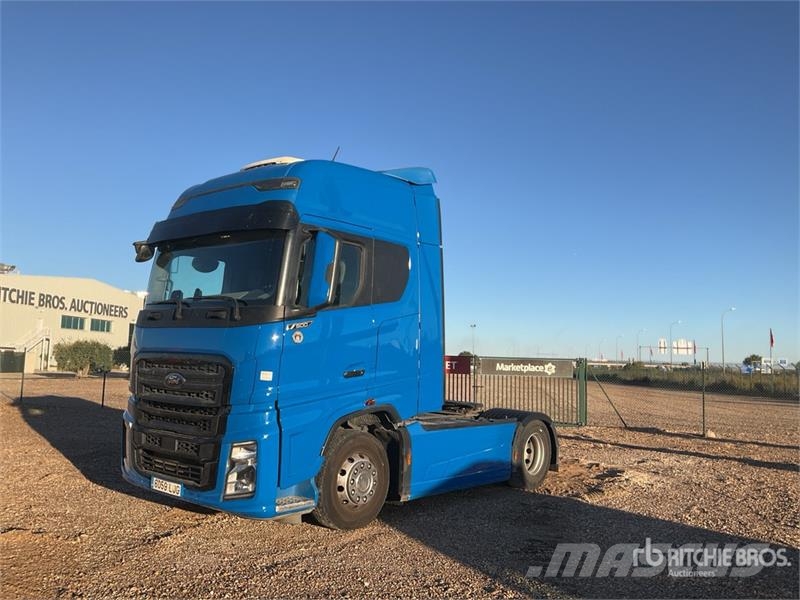 Ford F-MAX 500 4x2 S/A Sleeper Truck Tractor Sadulveokid