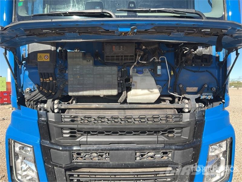 Ford F-MAX 500 4x2 S/A Sleeper Truck Tractor Sadulveokid
