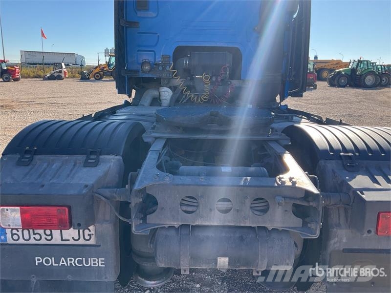 Ford F-MAX 500 4x2 S/A Sleeper Truck Tractor Sadulveokid