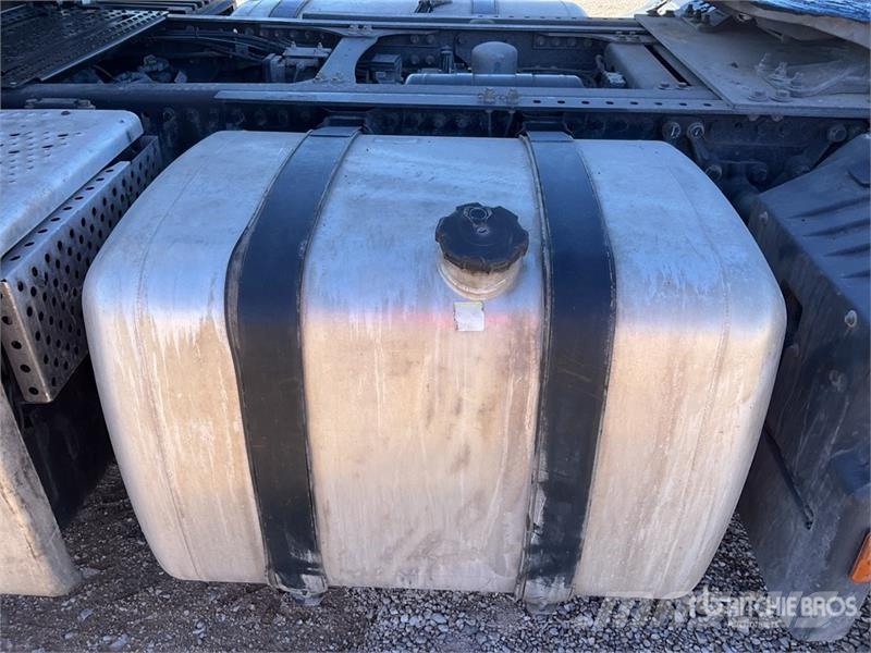 Ford F-MAX 500 4x2 S/A Sleeper Truck Tractor Naudoti vilkikai