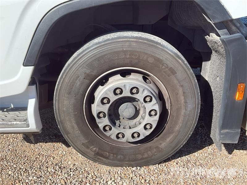 Ford F-MAX 500 4x2 S/A Sleeper Truck Tractor Sadulveokid