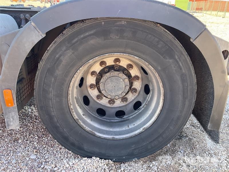 Ford F-MAX 500 4x2 S/A Sleeper Truck Tractor Naudoti vilkikai