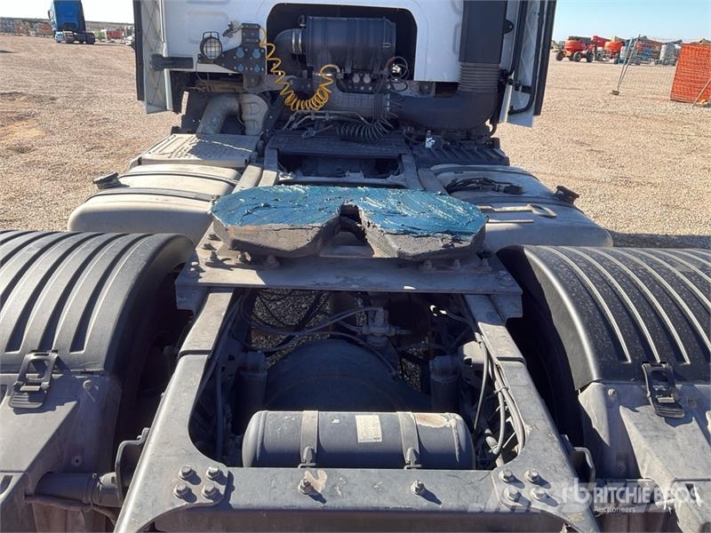 Ford F-MAX 500 4x2 S/A Sleeper Truck Tractor Sadulveokid