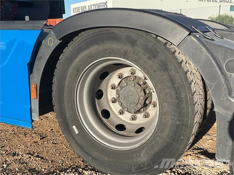 Ford F-MAX 500 4x2 S/A Sleeper Truck Tractor Sadulveokid