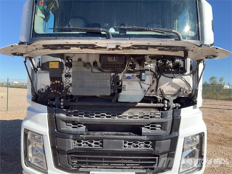 Ford F-MAX 500 4x2 S/A Sleeper Truck Tractor Sadulveokid