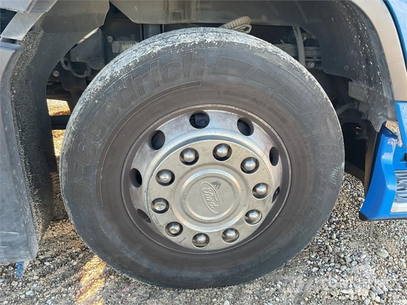 Ford F-MAX 500 4x2 S/A Sleeper Truck Tractor Sadulveokid