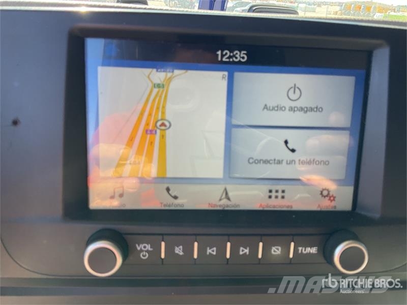 Ford F-MAX 500 4x2 S/A Sleeper Truck Tractor Naudoti vilkikai