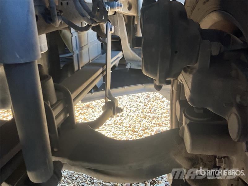 Ford F-MAX 500 4x2 S/A Sleeper Truck Tractor Sadulveokid