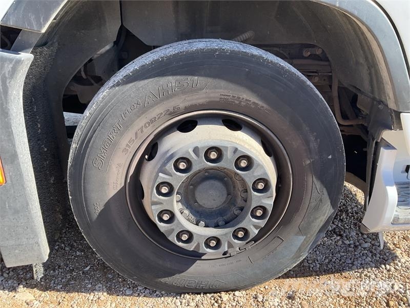Ford F-MAX 500 4x2 S/A Sleeper Truck Tractor Naudoti vilkikai