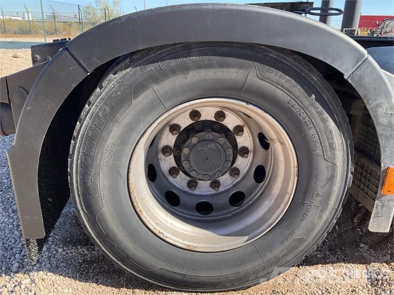 Ford F-MAX 500 4x2 S/A Sleeper Truck Tractor Naudoti vilkikai