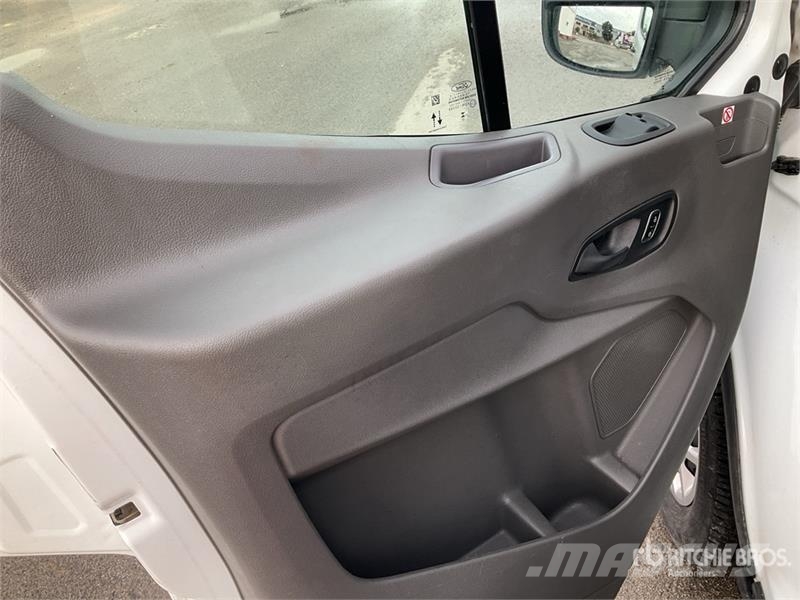 Ford France Elevator 9.1 m on  Ford Transit 4x2 Bucket  Piattaforme autocarrate