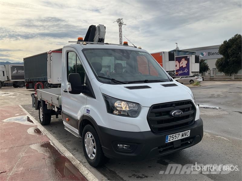 Ford France Elevator 9.1 m on  Ford Transit 4x2 Bucket  Piattaforme autocarrate