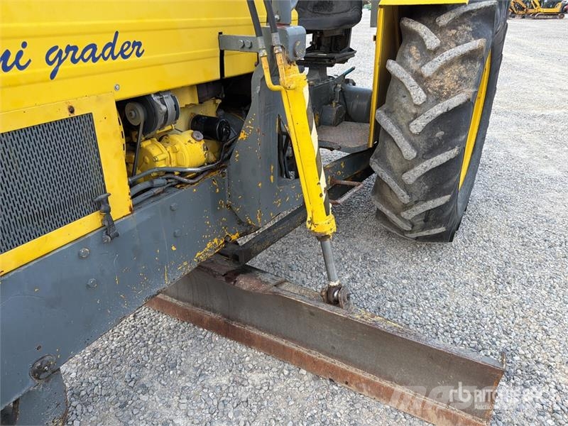 Ford Minigrader Motor Grader Väghyvlar