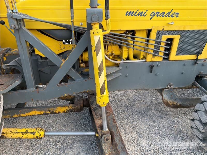 Ford Minigrader Motor Grader Väghyvlar