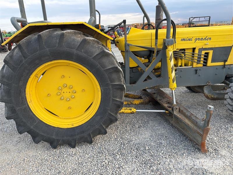 Ford Minigrader Motor Grader Väghyvlar